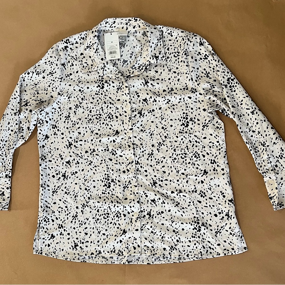Satin Cream & black Button Up Long Sleeve Soft White Blouse -dress shirt M NWT
